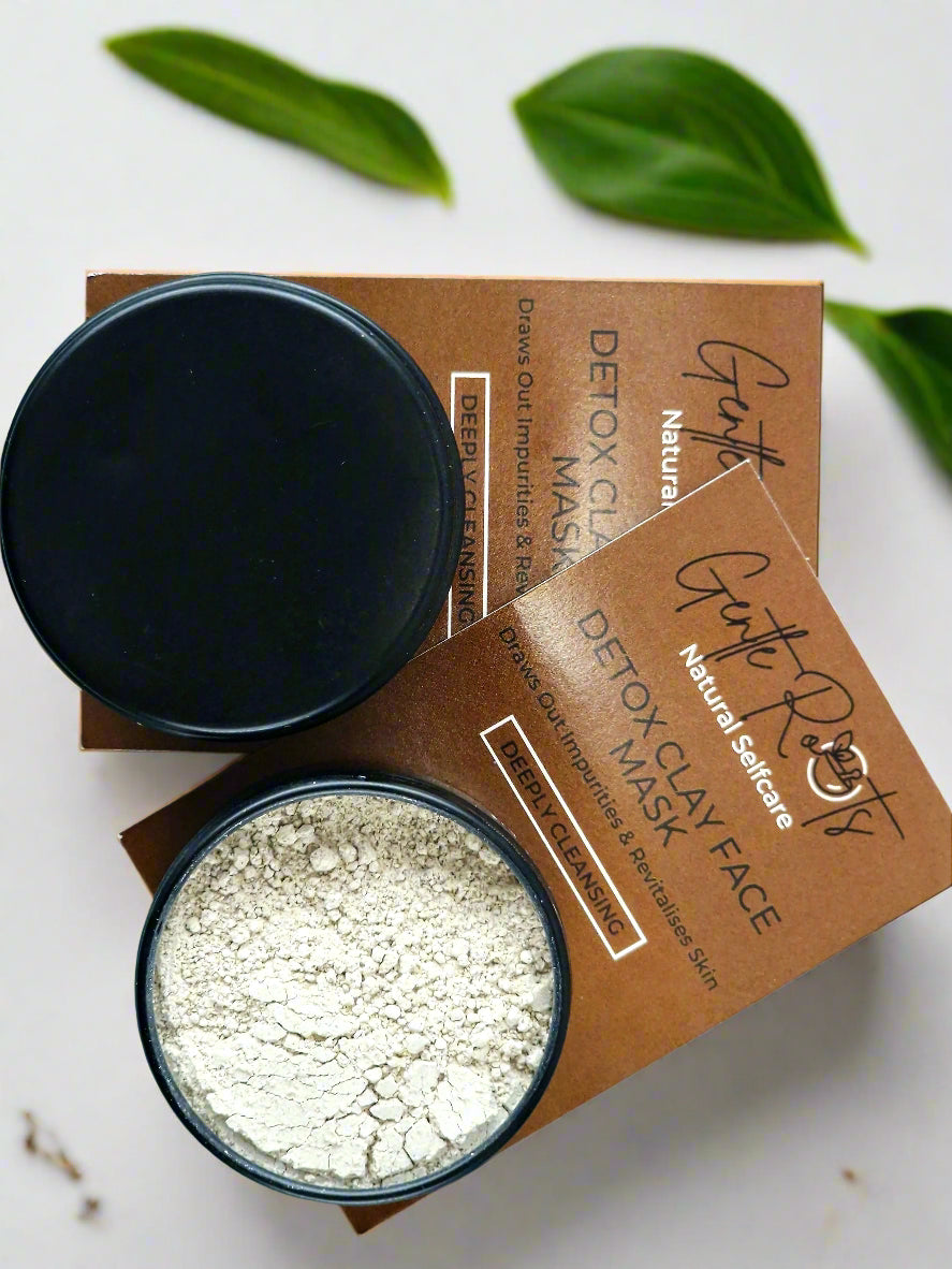 Gentle Roots Mini Detox Clay Face Mask – clarifying natural clay mask with bentonite, kaolin and botanicals in eco-friendly jar.